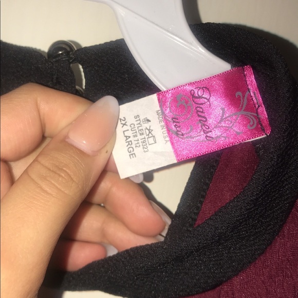 Burgundy Danesa usa 2X - Picture 3 of 5